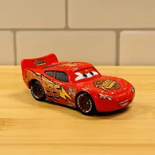 Disney Pixar Cars - FIXED EYES WET LIGHTNING MCQUEEN - 1:55 Scale Diecast