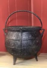 Vintage Cauldron Pot Antique Cowboy Hobo Gypsy Witch’s Cooking Kettle Cast Iron