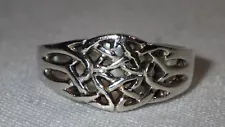 Celtic Style Sterling Silver 925 Ring - Size 8 - 3.63 Grams