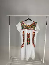 Flawed Oaxaca Mexican Dress Embroidered White Festival Multi-Color Women’s LARGE