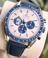 OMEGA Speedmaster 50th Anniversary Silver Snoopy Award 310.32.42.50.02.001