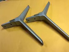 VIZIO M43-C1 TV SILVER BASE LEGS STANDS WITHOUT SCREWS USED pair M43C1 43" *006