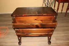 Vintage Ethan Allen Antiqued Old Tavern Pine Magazine Lift 2 Door Top End Table