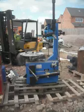 TYRE CHANGER / TYRE MACHINE & WHEEL BALANCER PACKAGE COMBO 240 Volt Units