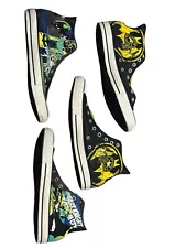 Converse DC Comics Batman Collectors Shoes Size 11 (2 Pairs Missing Laces)