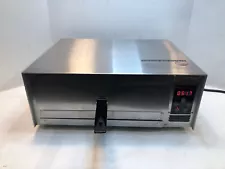 Wisco Model 425C Commercial Electric Countertop Pizza Oven