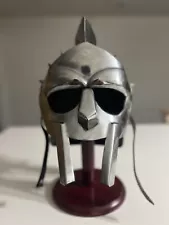 Gladiator (MF DOOM) Mask With Red Oak Stand