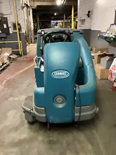 2019 Tennant T16 Ride On Floor Scrubber 36 Volts 662 Hours