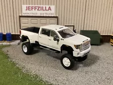 2022 GMC Sierra 3500 Dually Lifted 4x4 Truck 1/64 Diecast Custom Duramax Diesel