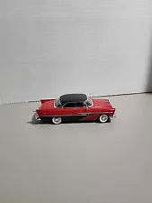 E1 SIGNATURE Diecast 1956 Plymouth Belvedere in 1:32 Scale T20