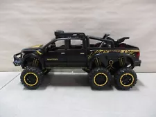 Ford Raptor 6x6 Diecast Truck