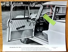 Factory photo Mercedes 190 D W110 small tail fin photo brochure brochure S