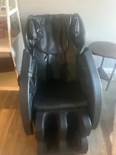 full body massage chair. shiatsu heated massage chair and zero gravity