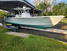 2011 Seahunter 35 Open Twin Yamaha F300 outboards center console Low hours