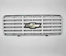 03 04 05 06 07 08 09 CHEVY KODIAK C4500 C5500 FRONT GRILLE GRILL WHITE OEM