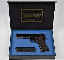 PISTOL GUN PRESENTATION CUSTOM DISPLAY CASE BOX for The SPRINGFIELD ARMORY m1911