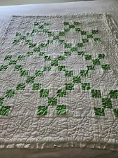 Green and White Bows Machine & Hand Quilted Crib Childs Quilt 41 x35"