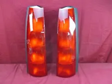 NOS OEM Chevrolet Lumina APV Tail Light Lamp Assembly 1990 - 96 PAIR