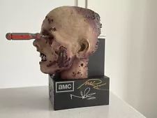 Walking Dead season 2 limited bluray Signed Cast Reedus