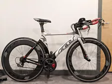 Felt B12 Triathlon / Time Trial Bicycle (52 cm)