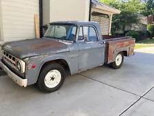 1968 Dodge D100