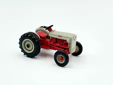 1/64 Ford 650 Tractor